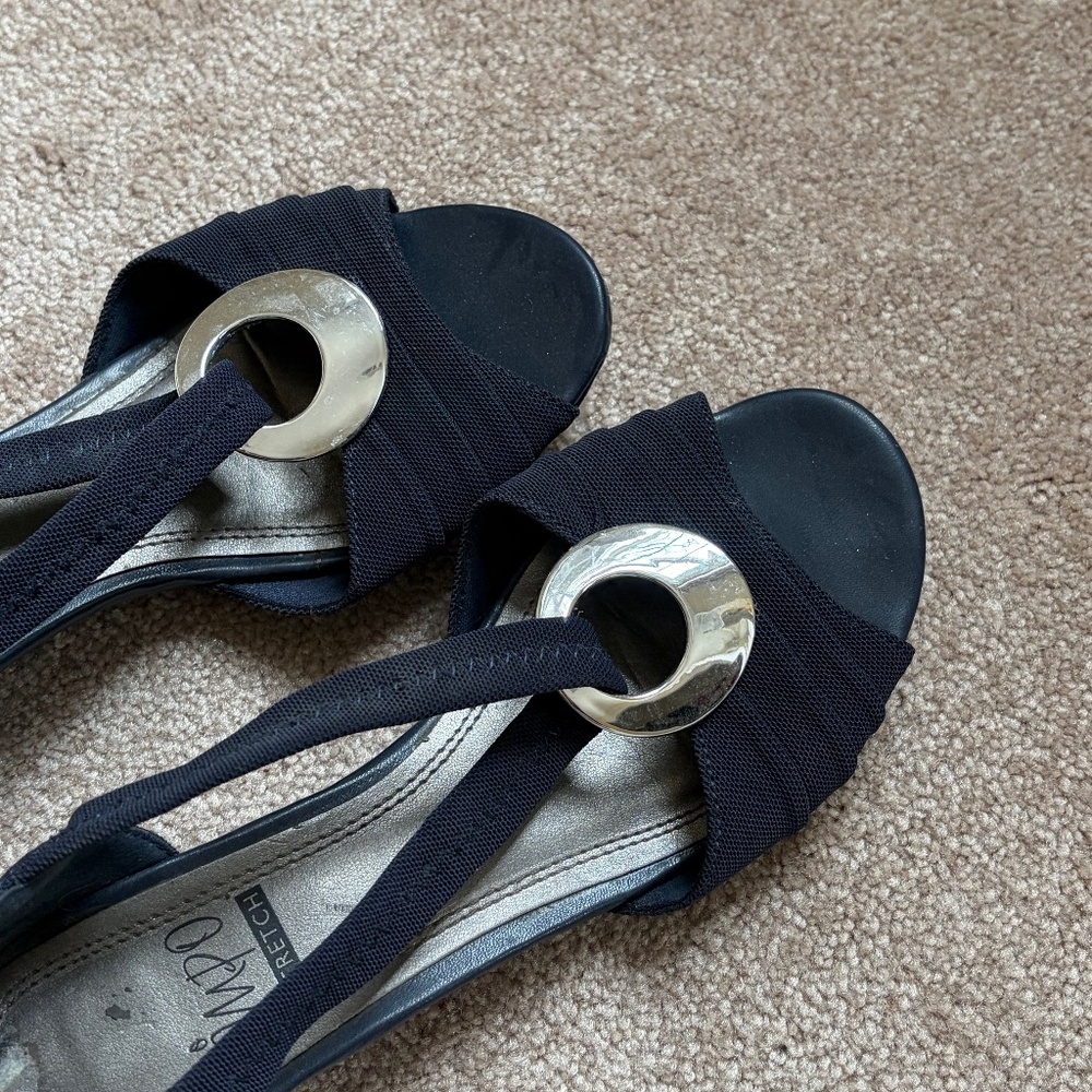 Impo women's navy sandals